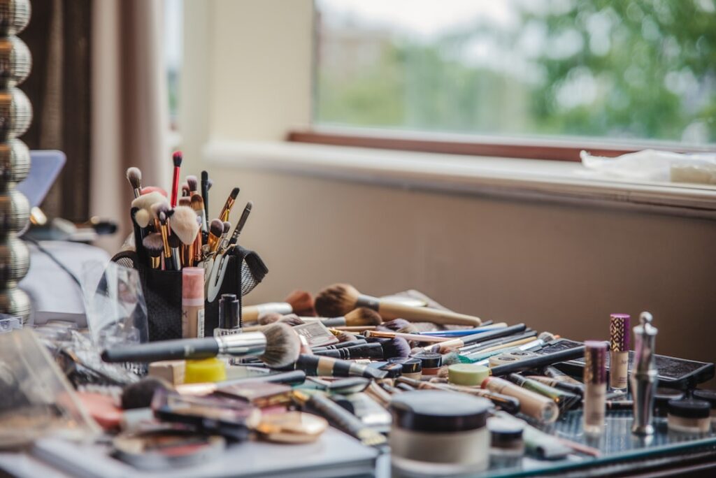 How Often You Should Really Be Washing Your Brushes - tools & brushes